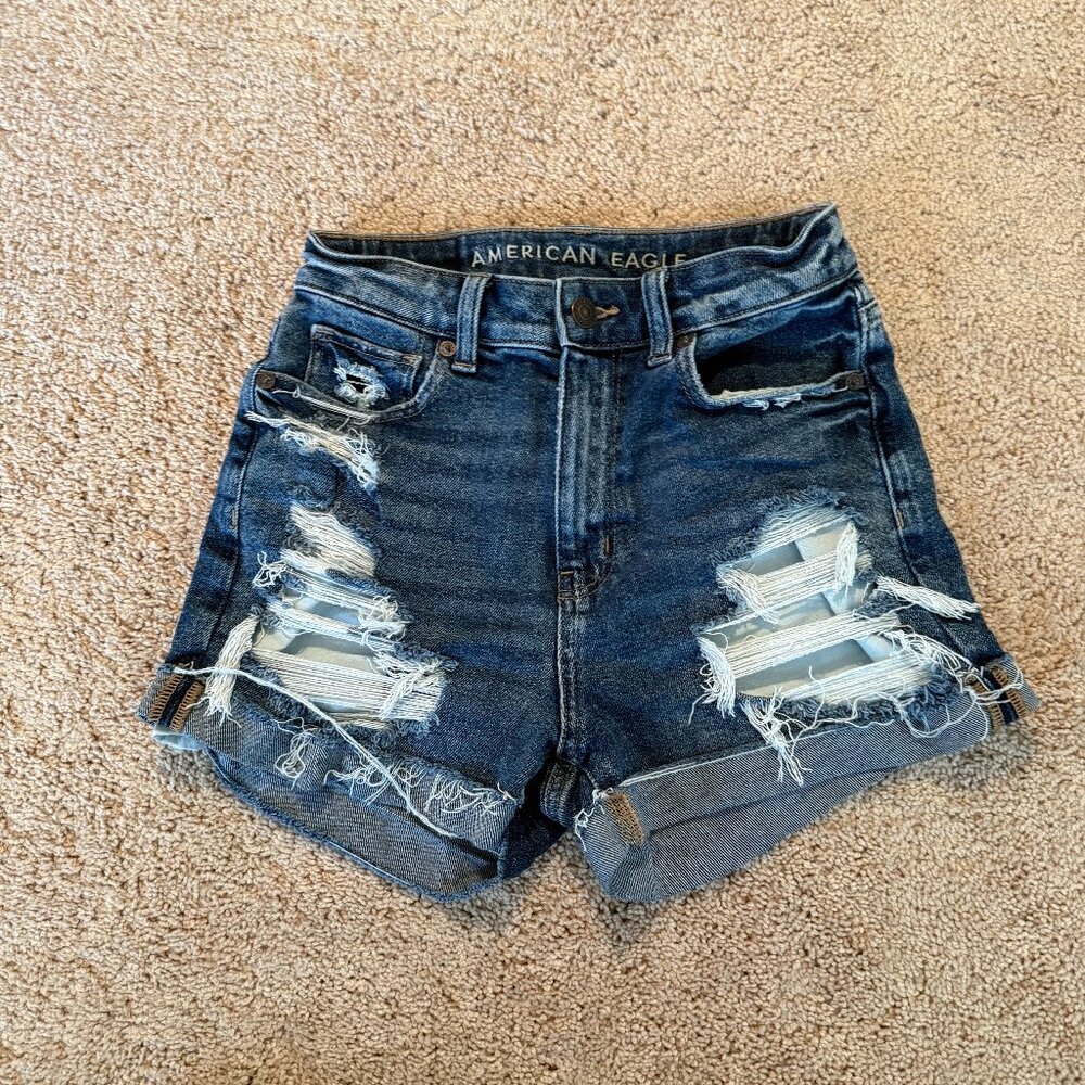Women's American Eagle Ripped Denim shorts - Size 00